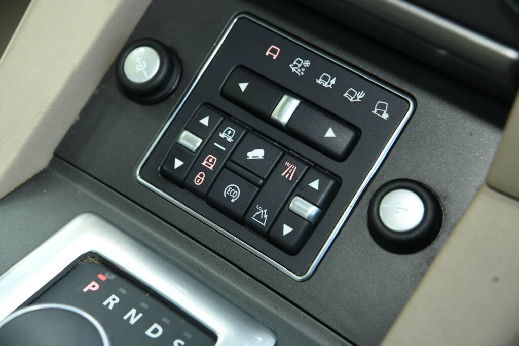 Land Rover Discovery 3.0 Sdv6 Xs Black #52