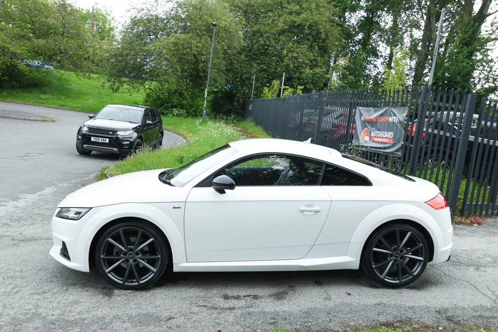 Audi TT Ultra Black Edition Tdi BP17BYY White #5