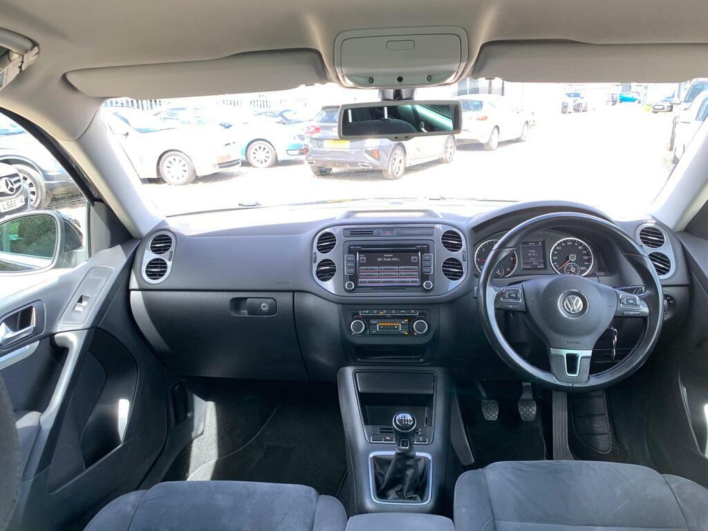 Volkswagen Tiguan 2.0 Tdi Bluemotion Tech Se 4Wd Euro 5 S S EJ13NYB Black #2