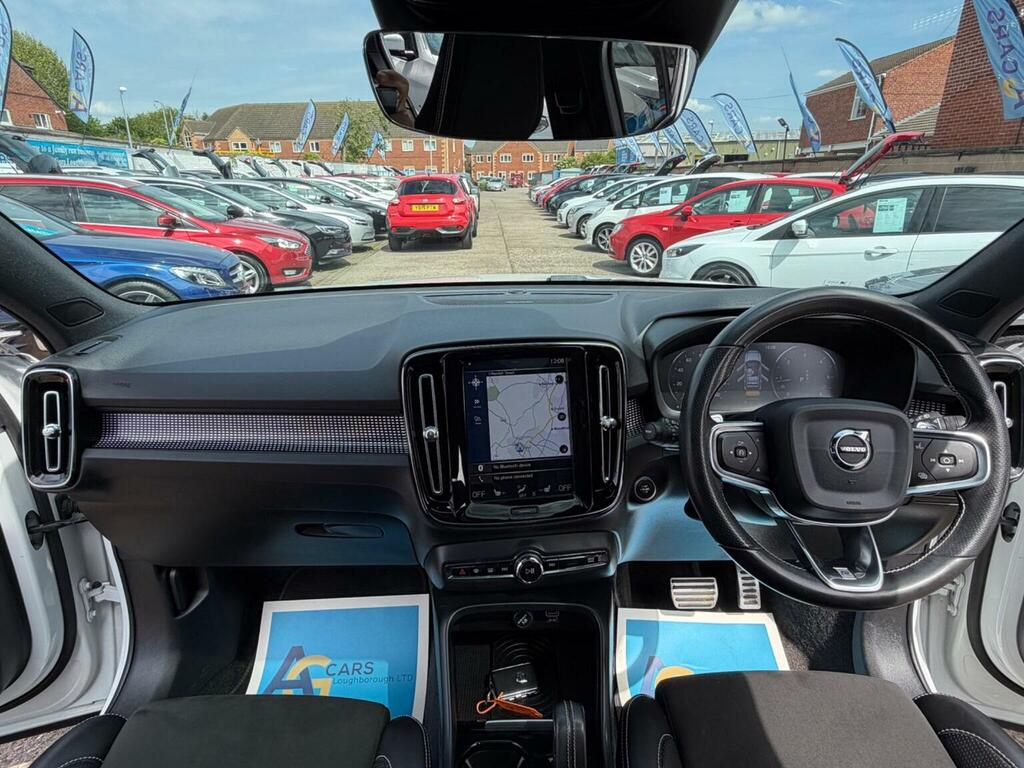 Volvo XC40 Suv 2.0 D4 First Edition Awd Euro 6 Ss YH18XGB White #2