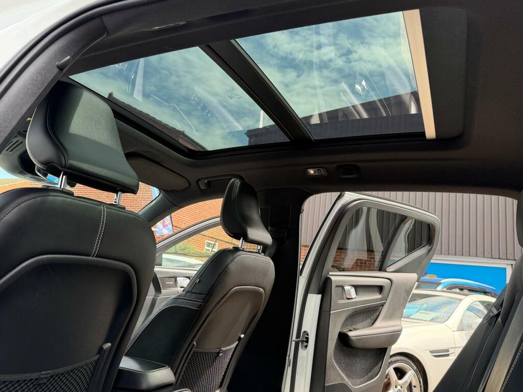 Volvo XC40 Suv 2.0 D4 First Edition Awd Euro 6 Ss YH18XGB White #6