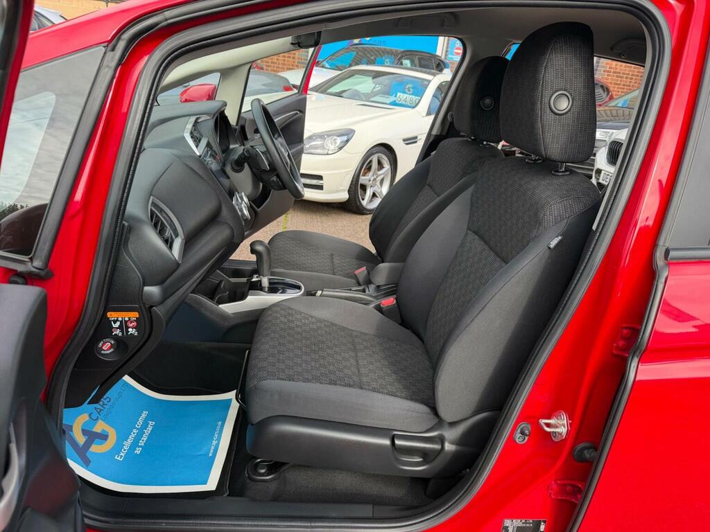 Honda Jazz Hatchback 1.3 I-vtec Se Navi Cvt Euro 6 Ss VK16NXX Red #5