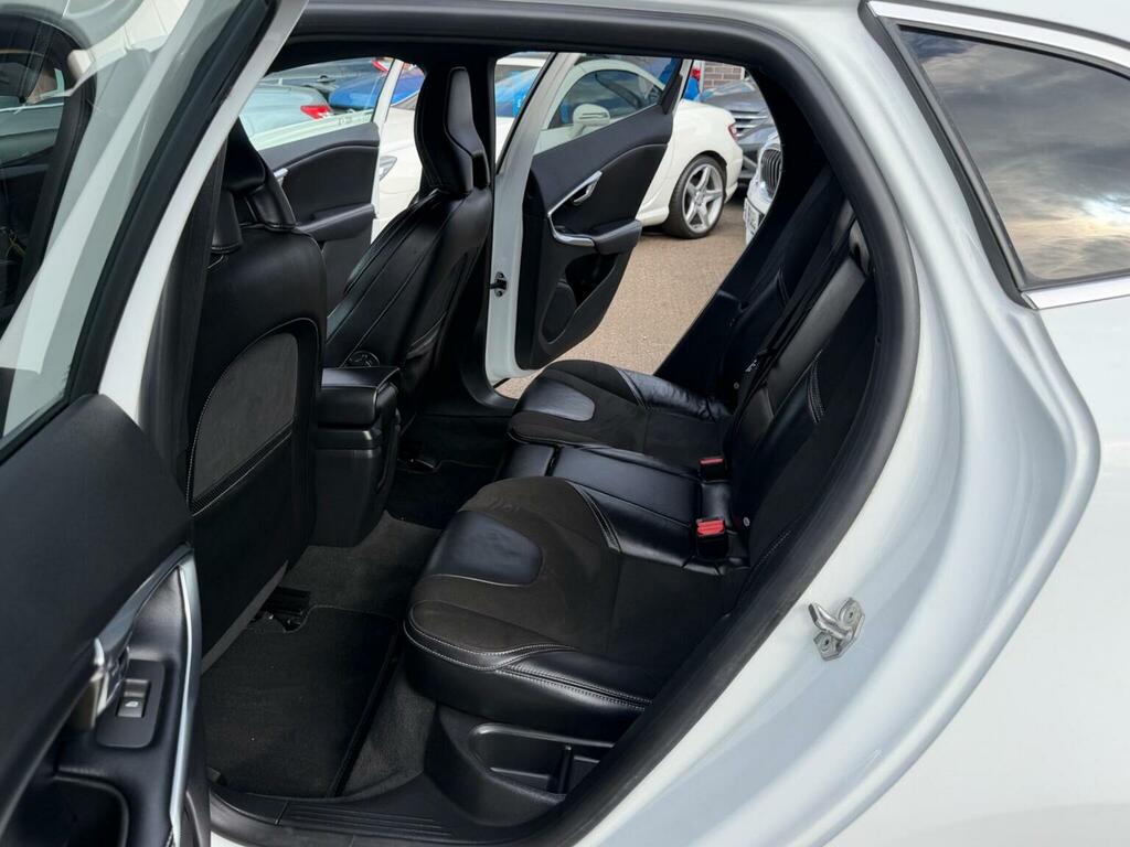 Volvo V40 Hatchback 2.0 D3 R-design Nav Plus Euro 6 Ss KR17TZM White #5