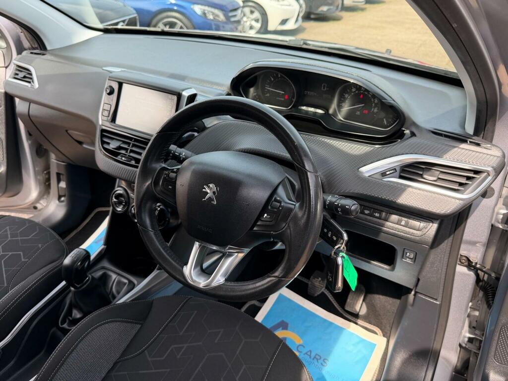 Peugeot 2008 Suv 1.2 Puretech Active Euro 6 201616 BW16KJV Grey #3