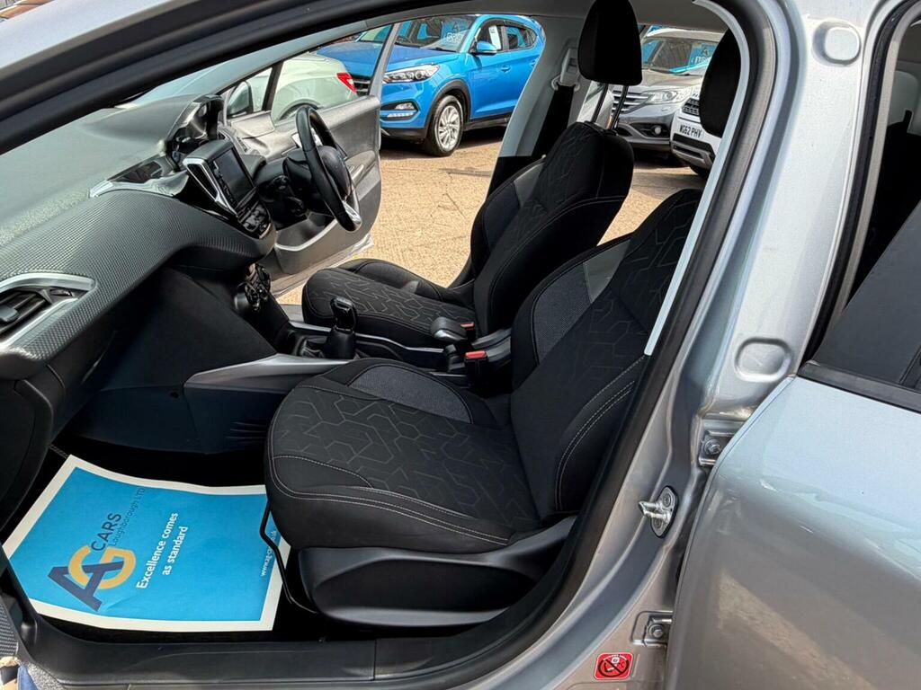 Peugeot 2008 Suv 1.2 Puretech Active Euro 6 201616 BW16KJV Grey #4