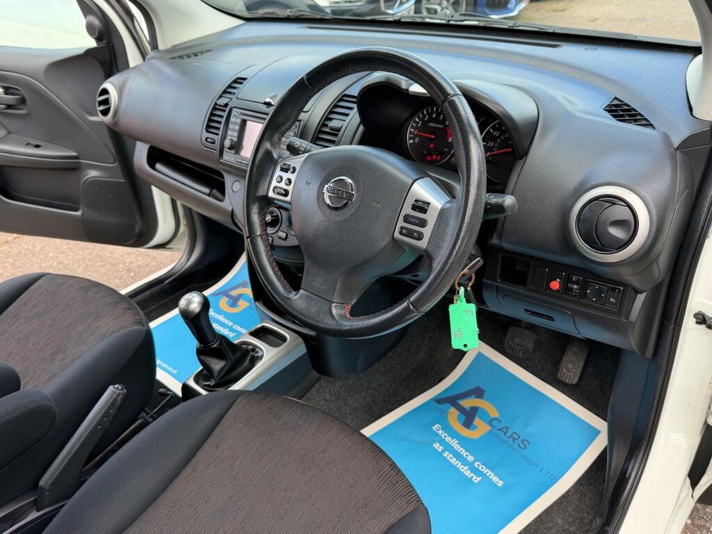 Nissan Note Hatchback 1.4 16V N-tec Euro 4 201010 White #3