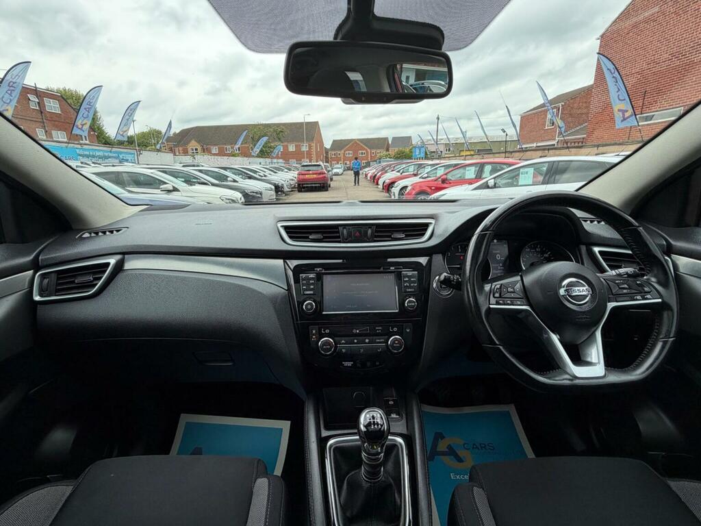 Nissan Qashqai Suv 1.5 Dci N-connecta Euro 6 Ss 201767 DF67ABZ Red #2