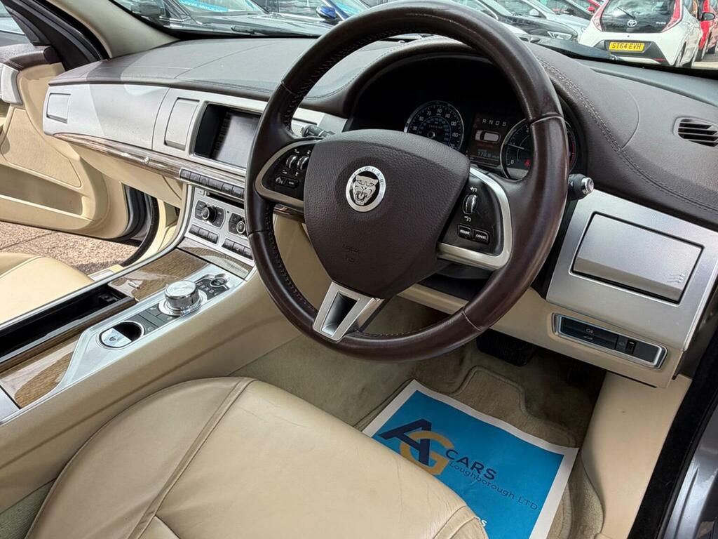 Jaguar XF Estate 2.2D Premium Luxury Sportbrake Euro 5 OV13TPO Grey #3