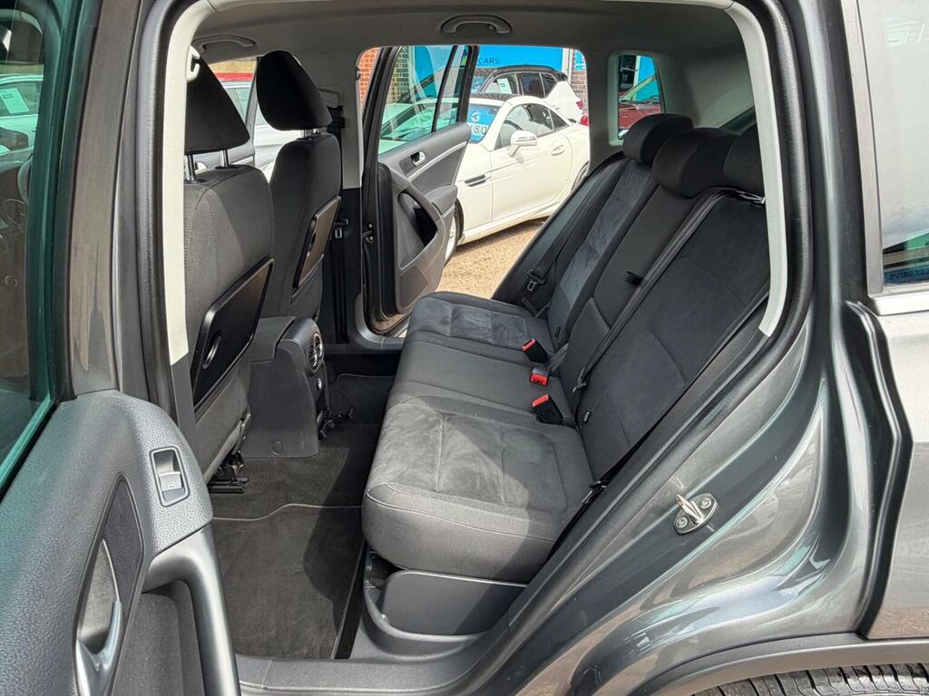 Volkswagen Tiguan Suv 2.0 Tdi Bluemotion Tech Match Dsg 4Wd Euro 5 MJ64JVD Grey #5