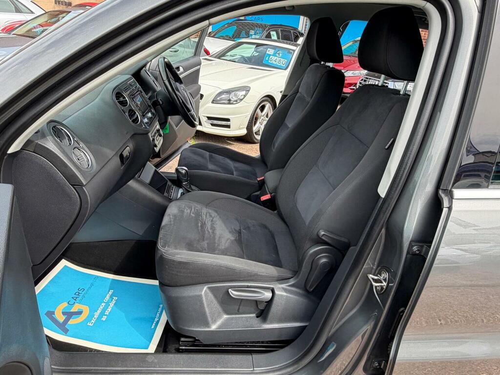 Volkswagen Tiguan Suv 2.0 Tdi Bluemotion Tech Match Dsg 4Wd Euro 5 MJ64JVD Grey #4