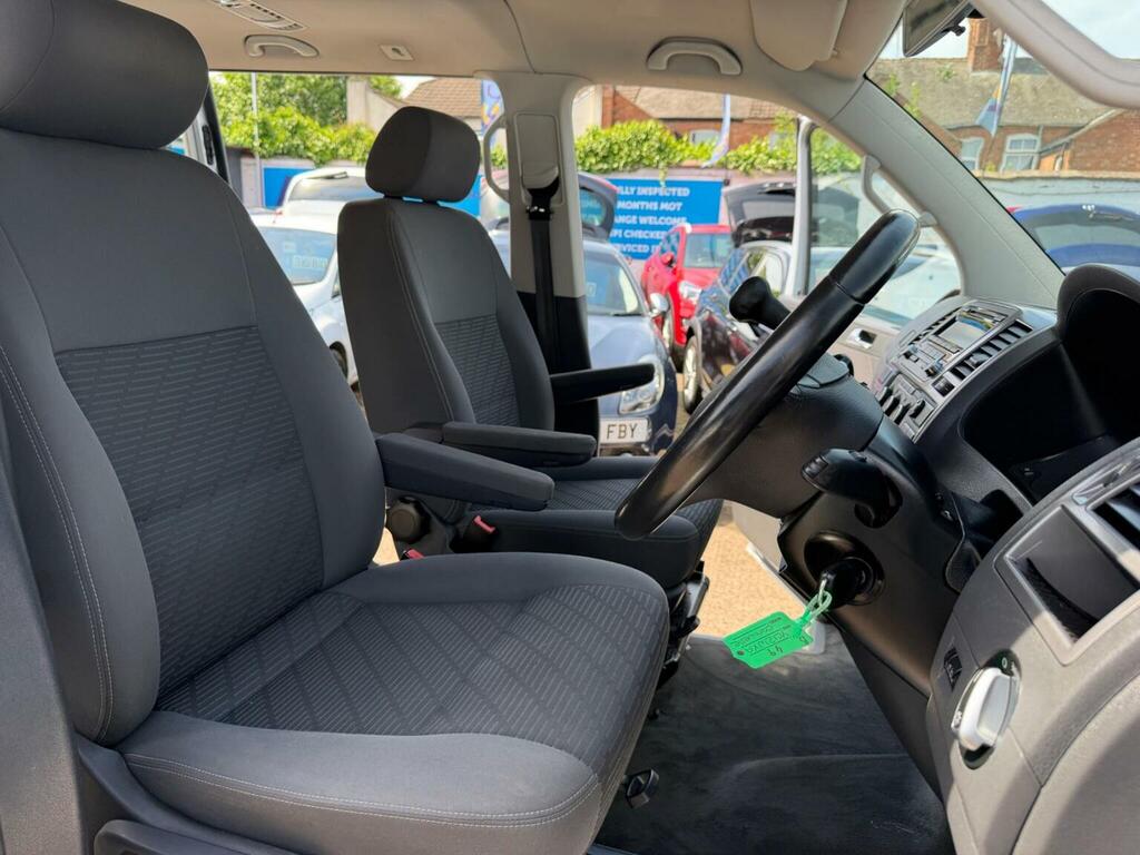 Volkswagen Caravelle 2L Edition 25 White #98