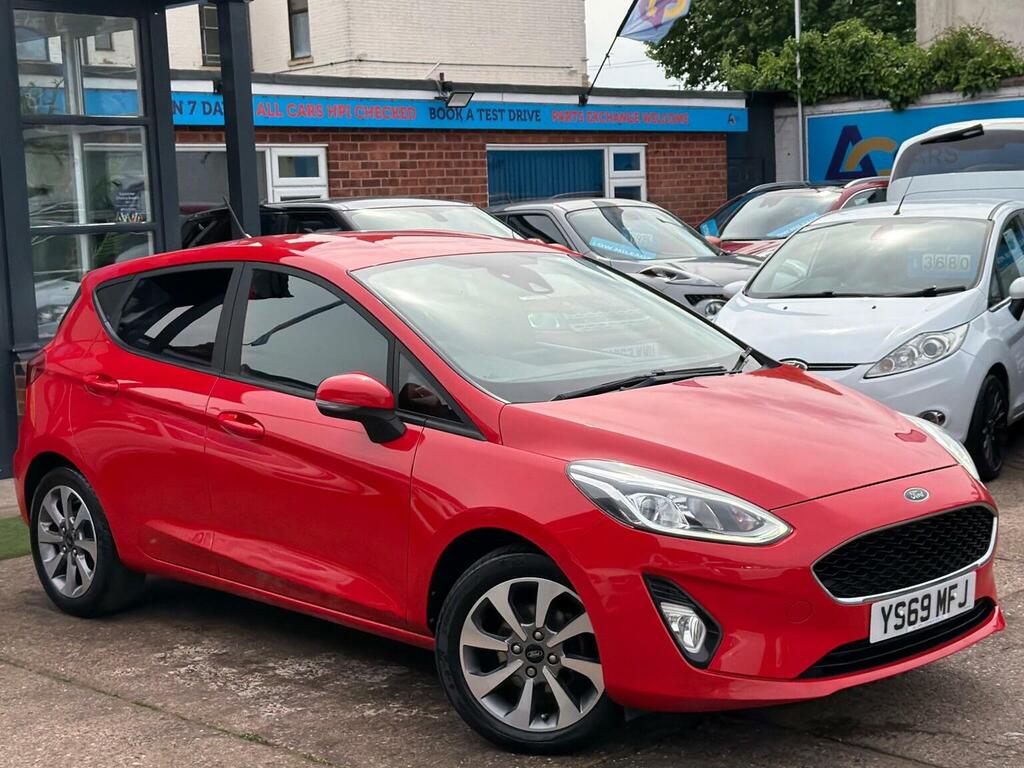 Ford Fiesta Hatchback 1.1 Ti-vct Trend Euro 6 Ss 2019 Red