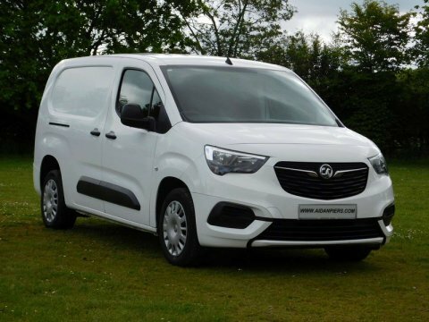 Vauxhall Combo 1.5 Turbo D White