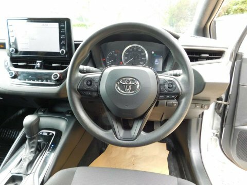 Toyota Corolla 1.8 Vvt-h Car YB72TCX White #3