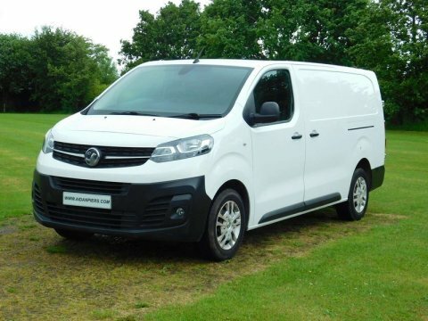 Vauxhall Vivaro 1.5 Turbo D DY69XOW White #5