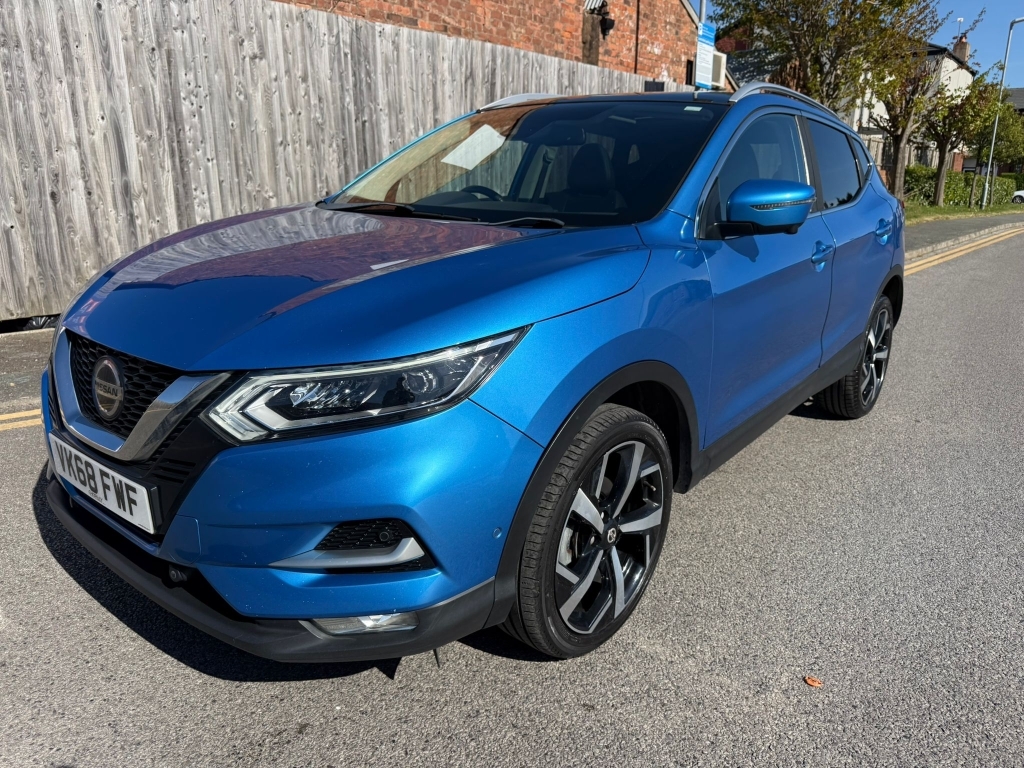 Nissan Qashqai 1.5 Dci Tekna VK68FWF Blue #4