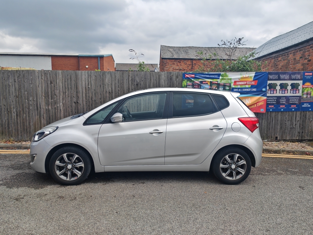Hyundai Ix20 1.4 Premium Nav Blue Drive CV17ALO Silver #6