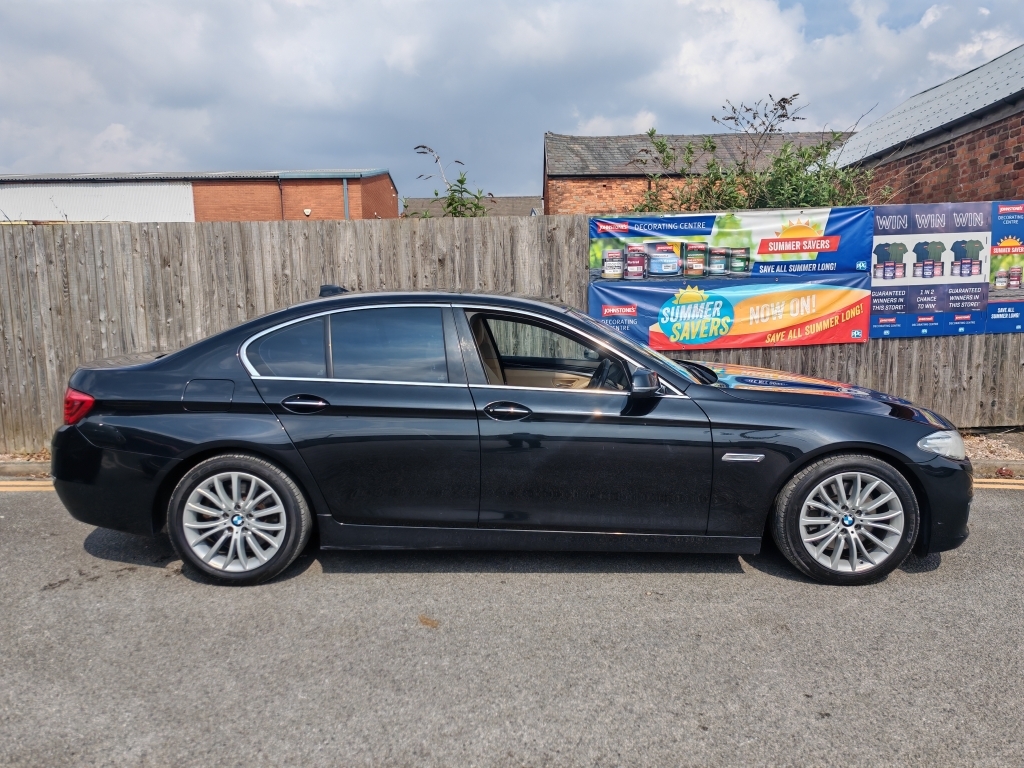 BMW 5 Series 3.0 530D Luxury A063BLZ Black #5
