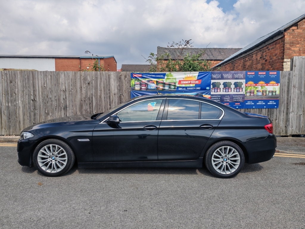 BMW 5 Series 3.0 530D Luxury A063BLZ Black #6