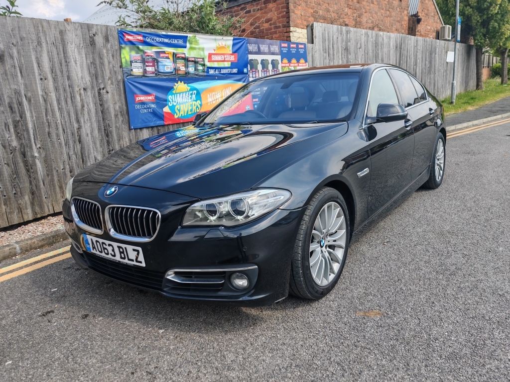 BMW 5 Series 3.0 530D Luxury A063BLZ Black #4