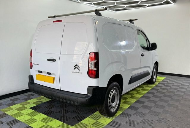 Citroen Berlingo 1.5 Bluehdi 1000 Enterprise CJ72NAA White #2