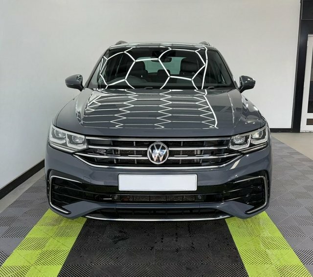 Volkswagen Tiguan 1.5 Tsi R-line Suv YP21TCV Grey #3