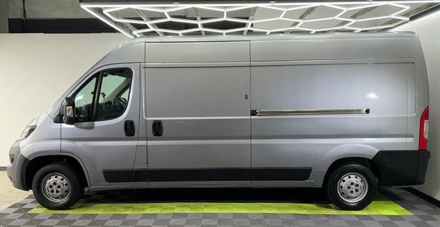 Peugeot Boxer 2.2 Bluehdi 335 Professional RV71LVY Grey #5