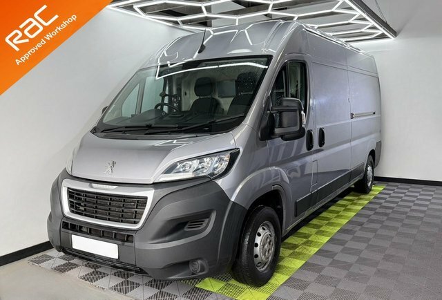 Peugeot Boxer 2.2 Bluehdi 335 Professional Grey