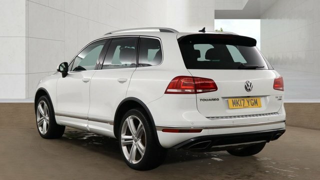 Volkswagen Touareg 3.0 Tdi V6 Bluemotion MK17YGM White #2