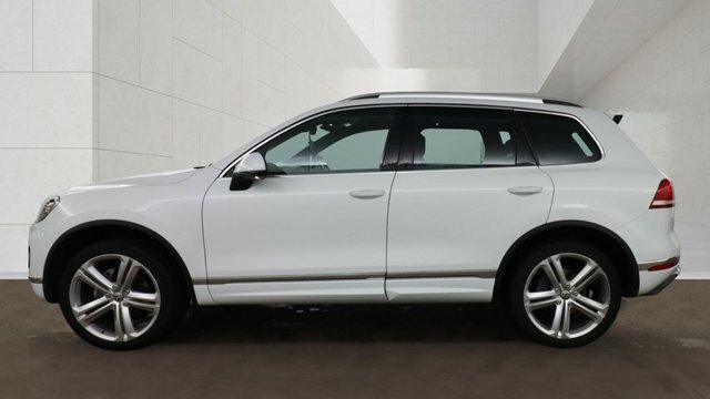 Volkswagen Touareg 3.0 Tdi V6 Bluemotion MK17YGM White #5