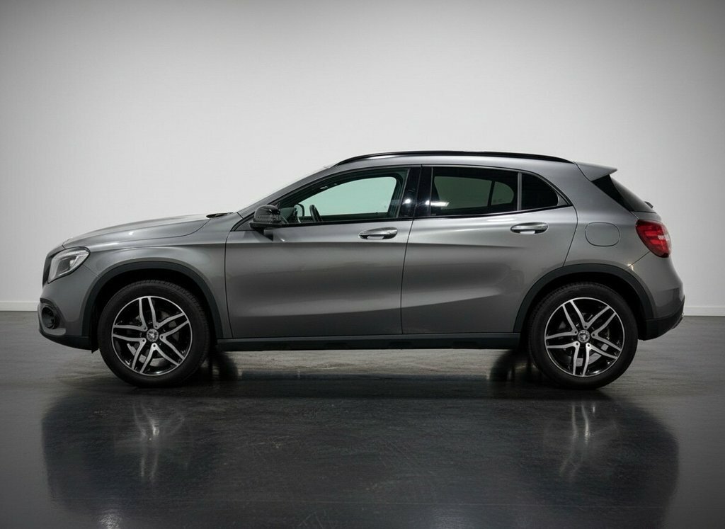 Mercedes-Benz GLA Class 1.6L Urban Edition WF69CWZ Grey #5