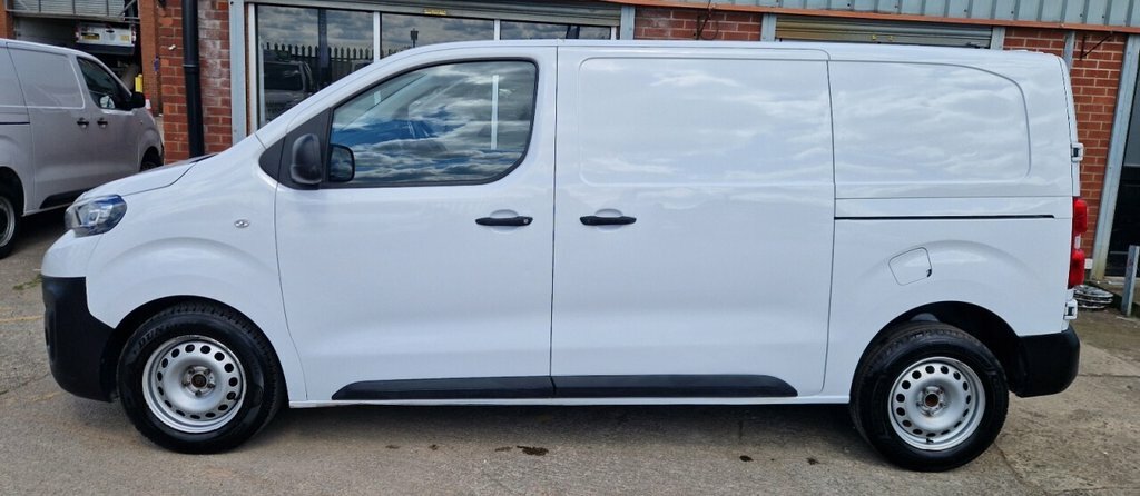 Peugeot Expert 1.5L Professional Premium 6Dr BL23YUU White #4