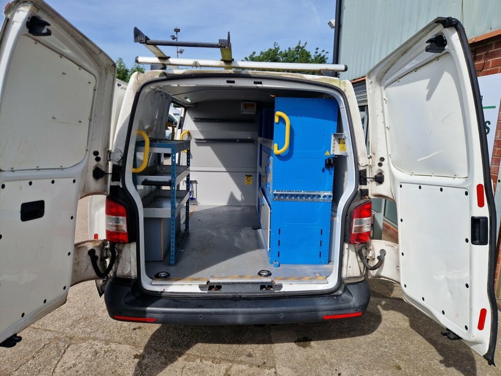 Volkswagen Transporter 2L T30 Startline White #2