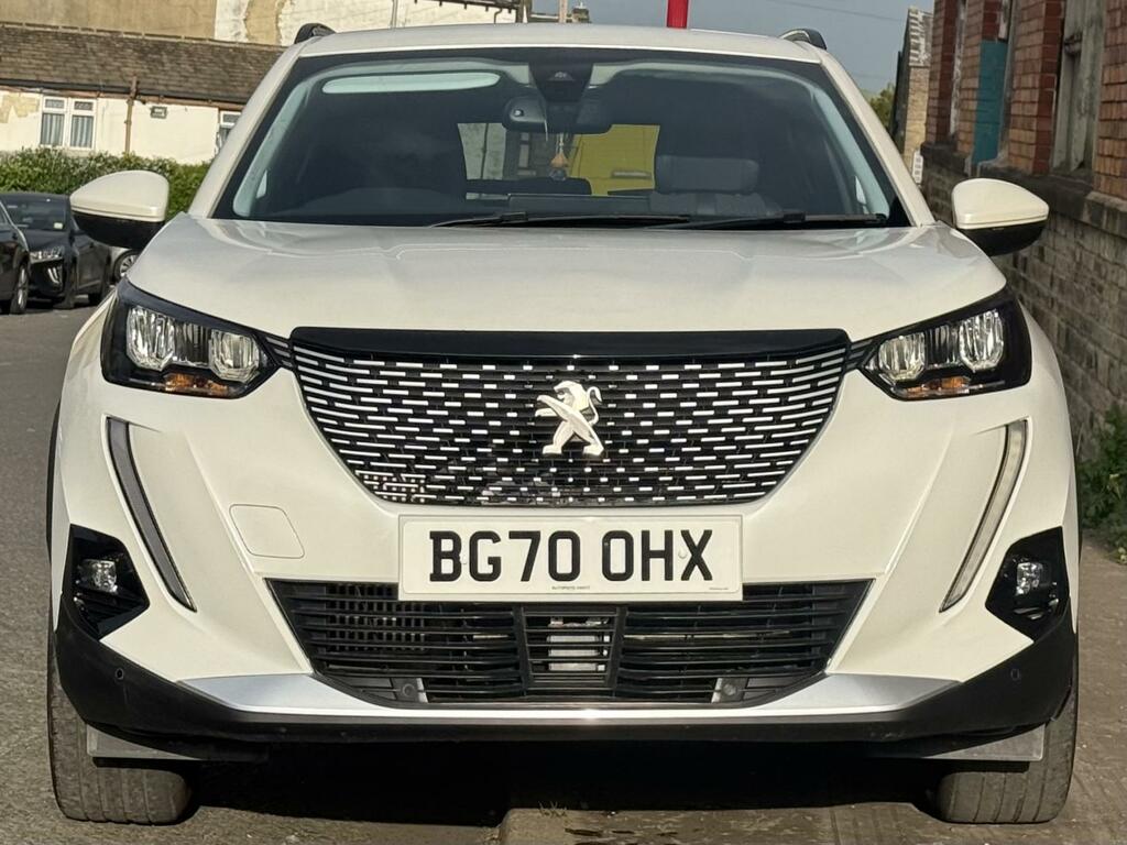 Peugeot 2008 1.2 Puretech Allure Premium Suv White