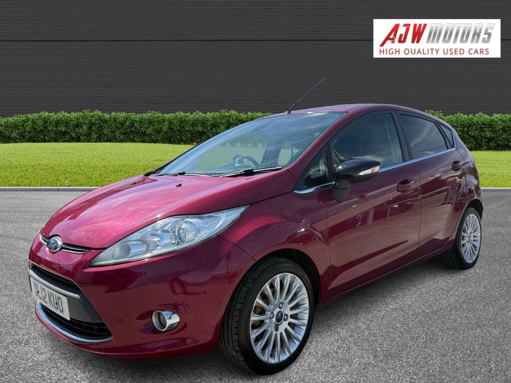 Ford Fiesta Hatchback 1.4 Titanium 201212 DL12KUO Red #3