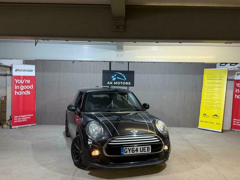 Mini Hatch 1.5 Cooper Euro 6 Brown