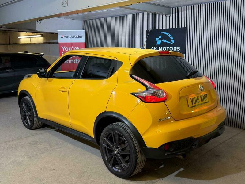 Nissan Juke 1.2 Dig-t Acenta Premium VO15WNP Yellow #4