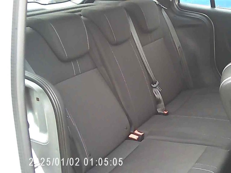 Ford B-Max Zetec Navigator CK17HLG Silver #5