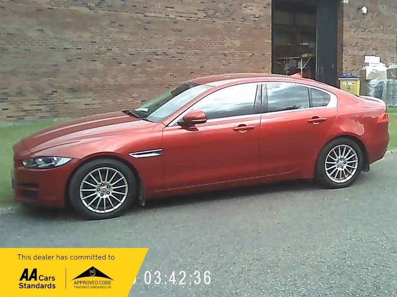 Jaguar XE Prestige Red