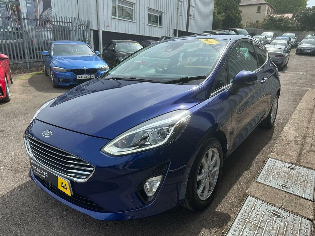 Ford Fiesta Hatchback 1.1 Ti-vct Zetec Euro 6 Ss 2017 BT67OER Blue #5