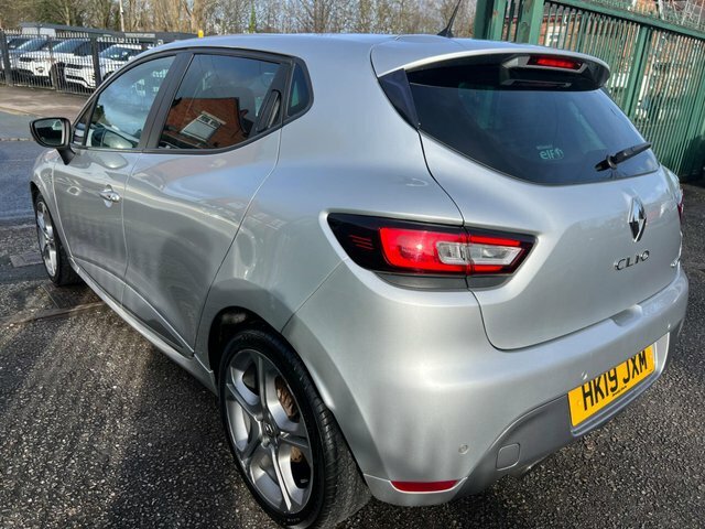 Renault Clio Petrol HK19JXM Silver #3