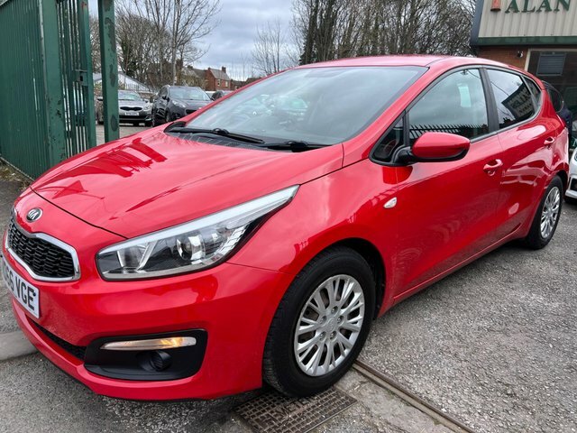 Kia Ceed Diesel MD66VGE Red #2