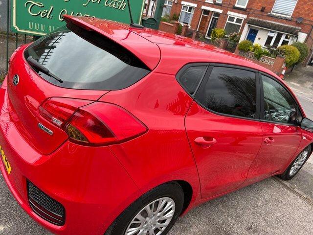 Kia Ceed Diesel MD66VGE Red #6