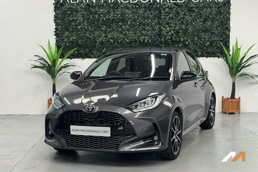 Toyota Yaris 1.5 Vvt-h Gr Sport Hatchback Hybrid E-c LP23XMW Grey #6