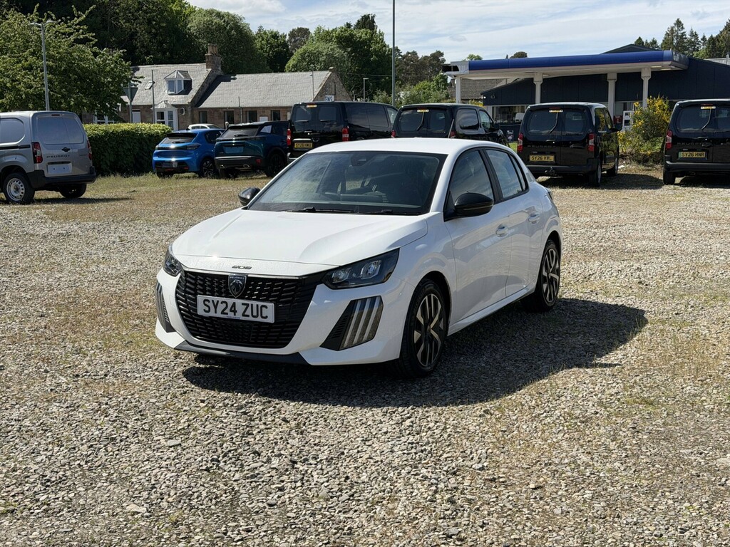 Peugeot 208 1.2 Puretech Active SY24ZUC White #2