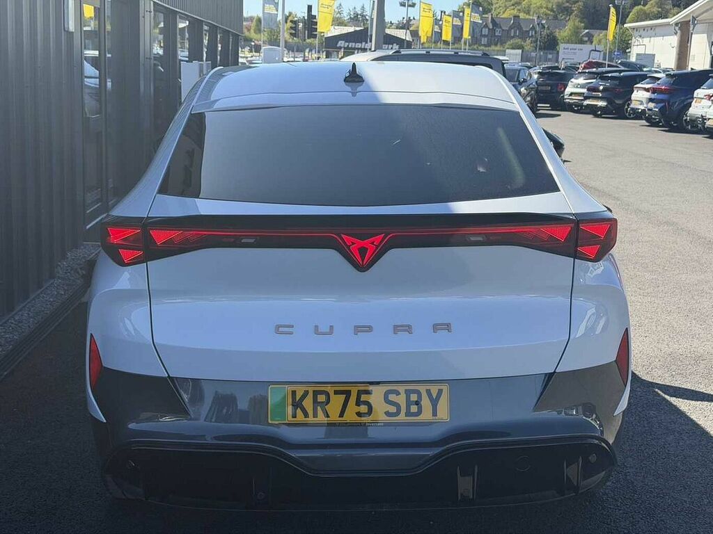Cupra Tavascan 210Kw V1 77Kwh KR75SBY White #6