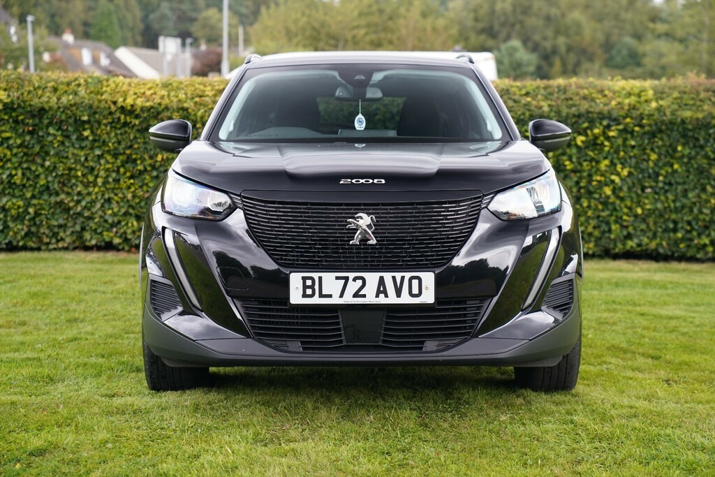 Peugeot 2008 1.2 Puretech Active Premium BL72AVO Black #2