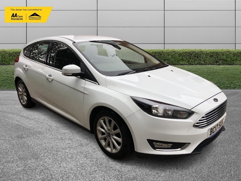 Ford Focus Titanium White