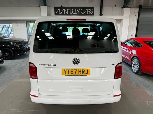 Volkswagen Transporter 2017 2.0 Tdi T32 Bluemotion Tech Highline Kombi Do YT67HRJ White #4