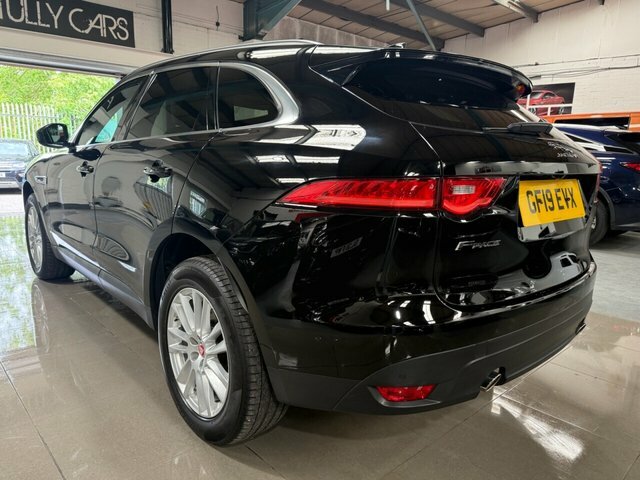 Jaguar F-Pace 2019 2.0 P250i Portfolio Suv Awd E GF19EVX Black #5